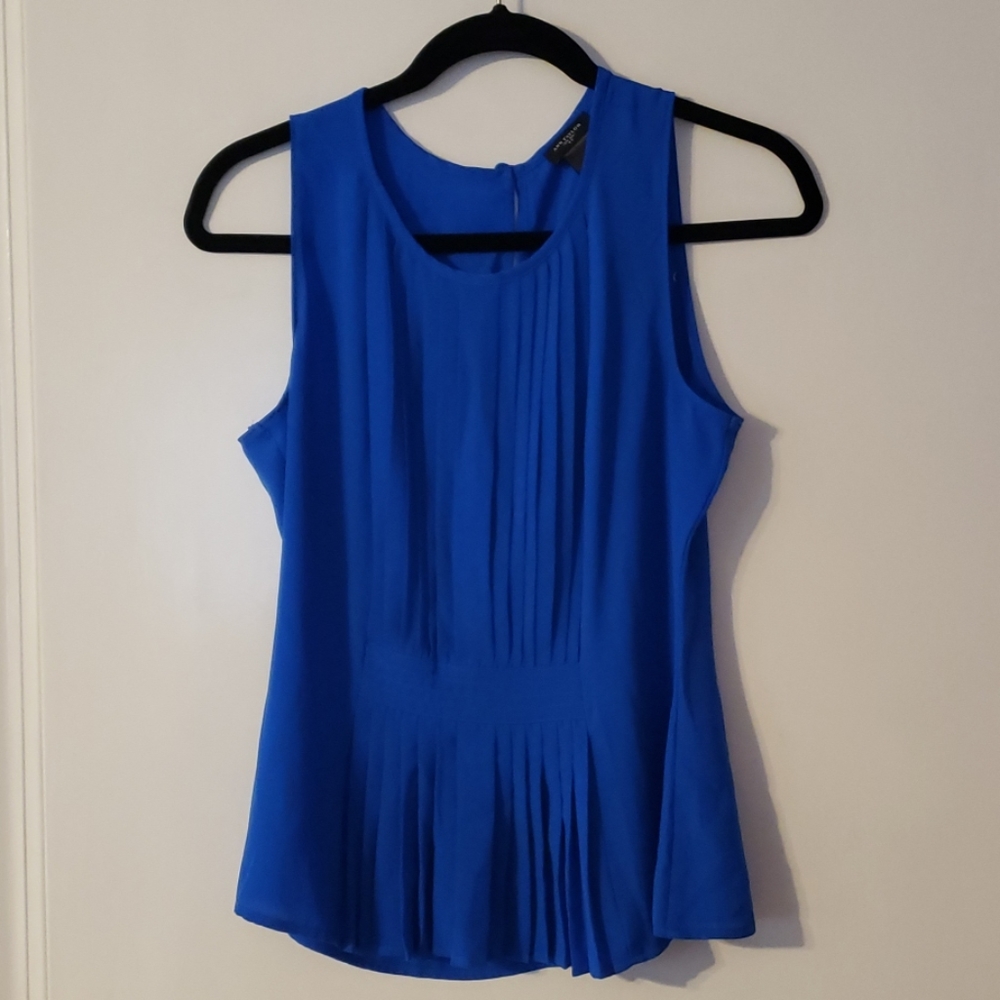 Ann Taylor sleeveless top